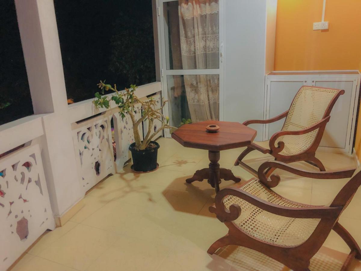 Bed and Breakfast Blue Sea View Unawatuna Exterior foto