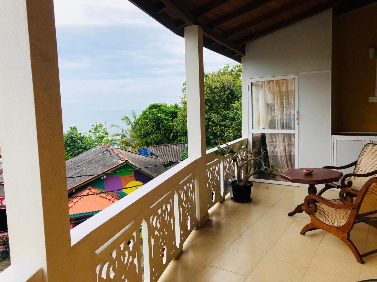 Bed and Breakfast Blue Sea View Unawatuna Exterior foto