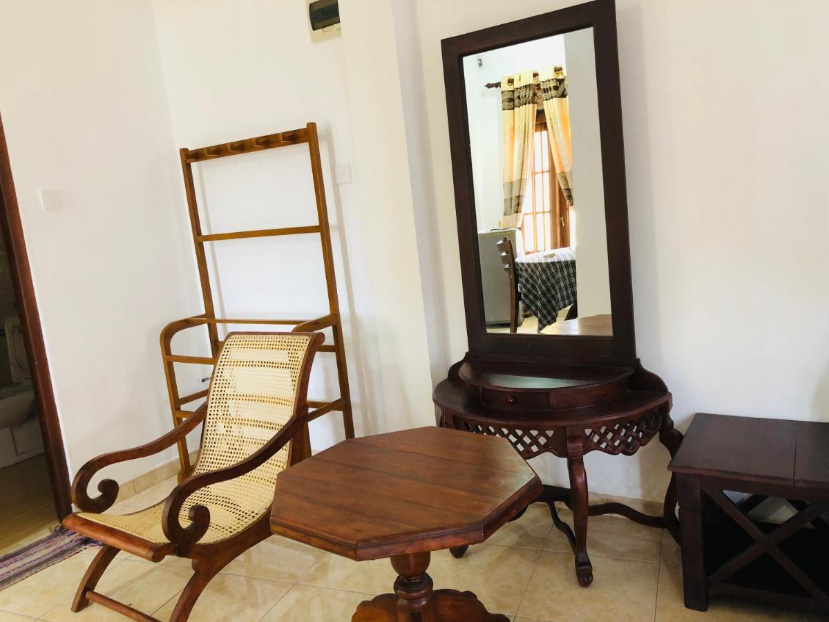 Bed and Breakfast Blue Sea View Unawatuna Exterior foto