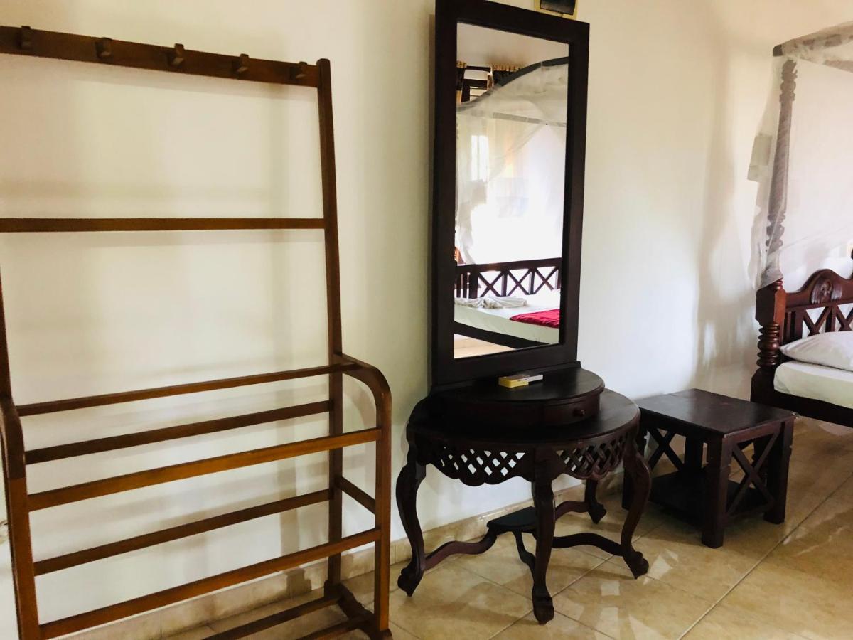 Bed and Breakfast Blue Sea View Unawatuna Exterior foto
